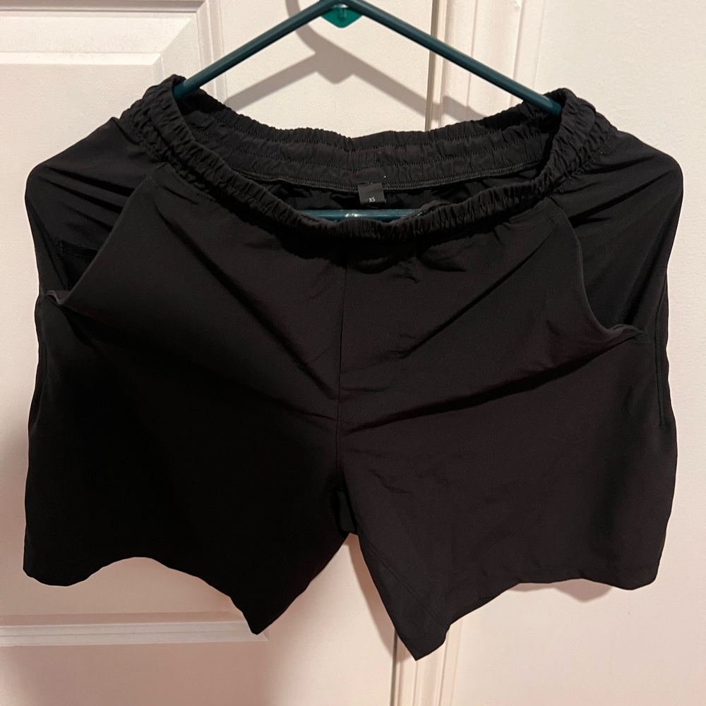 Lululemon Pacebreaker Shorts - XS - Black
